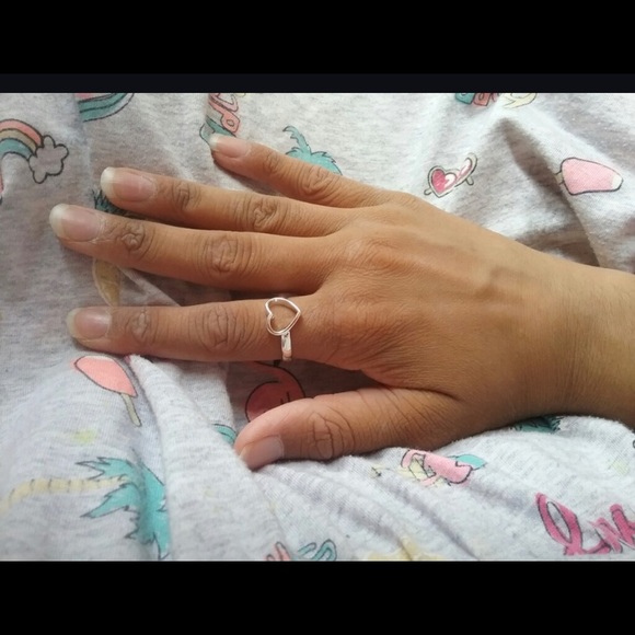 *Last One* Best Friend Heart Ring - Picture 8 of 14